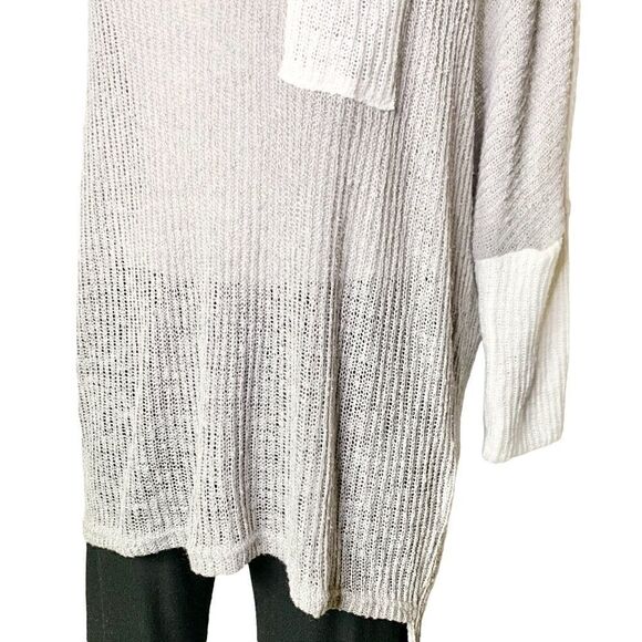 Women’s Key To My Heart gray white color block sweater - Picture 3 of 8